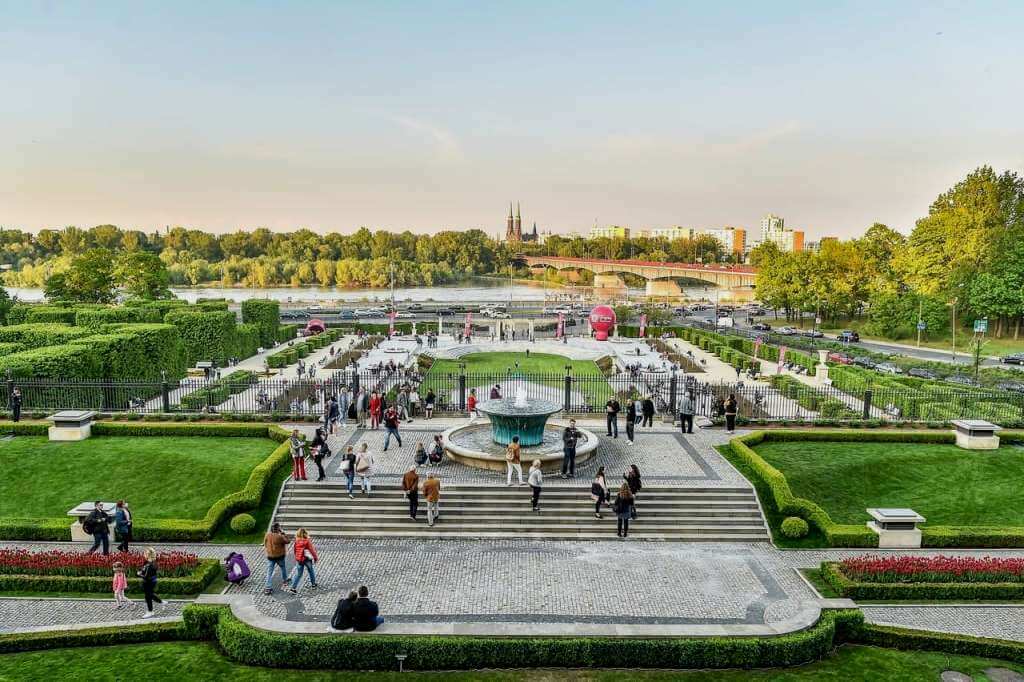 Сады Королевского замка в Варшаве в Польше
